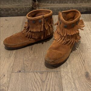 Minnetonka Fringe Moccasin Side-Zip Boots